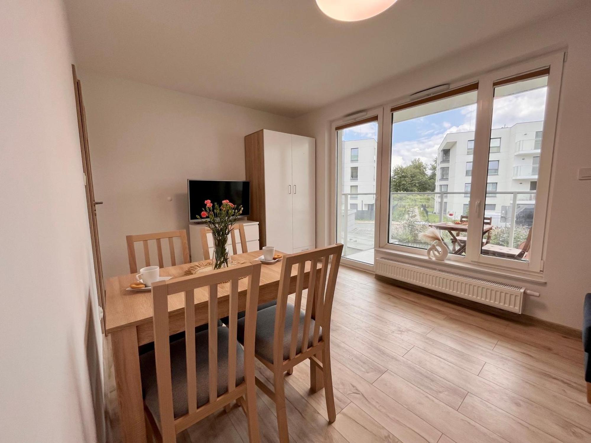 Ina Rent - Przystan Letnica — Zdjęcia 1